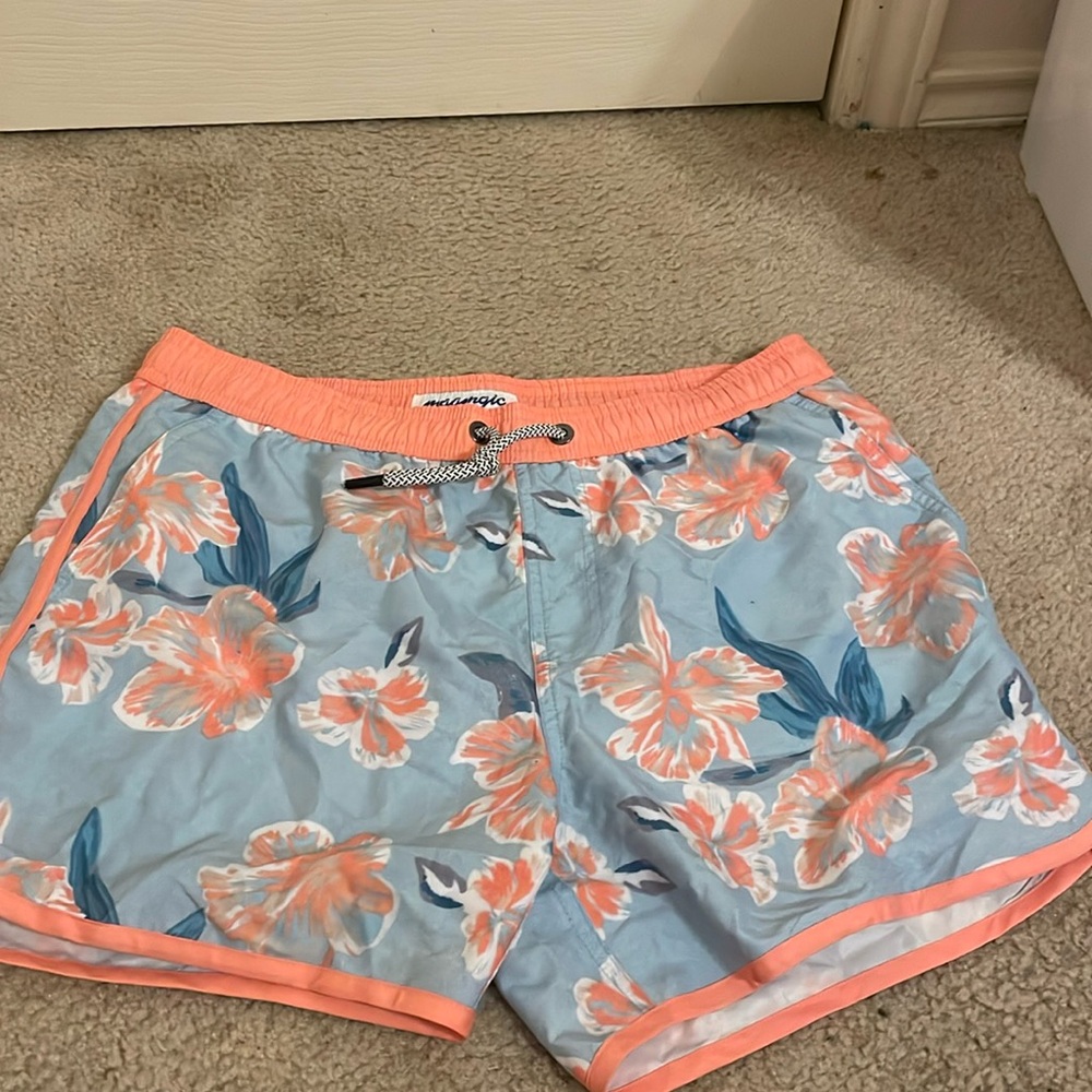 maamgic swim trunks